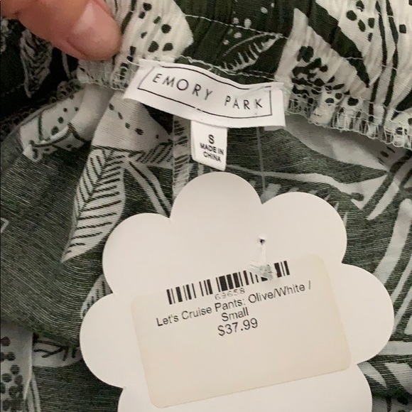 Pants - Picture 3 of 3